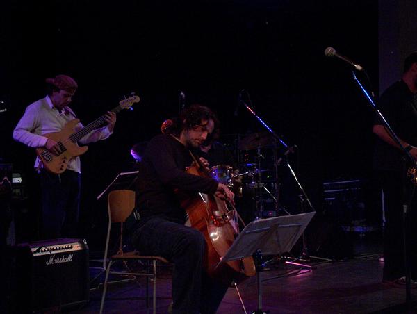 Fotografie �. 431 k �l�nku Fotografick� a obrazov� ohl�dnut� za festivalem Poli�ka Jazz 2006 